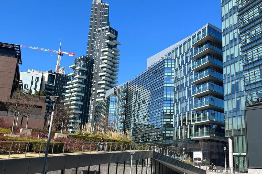 Modern Apartment - Walking Distance To Milan Central Station — Photos 1